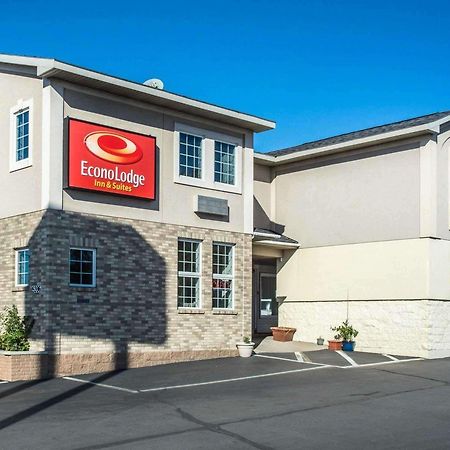 Econo Lodge & Suites Airport North Syracuse Ngoại thất bức ảnh