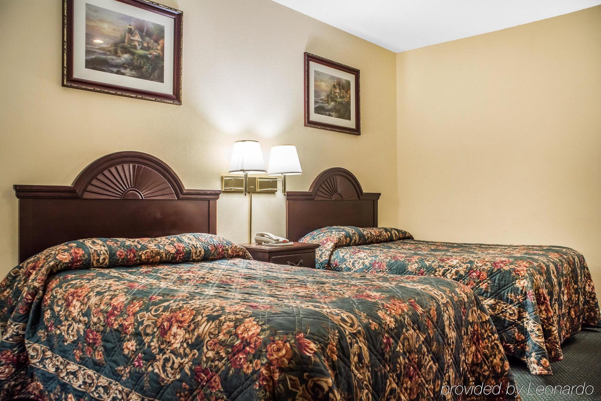 Econo Lodge & Suites Airport North Syracuse Ngoại thất bức ảnh